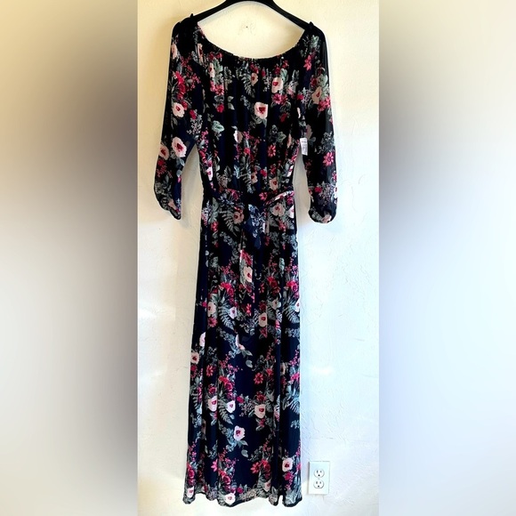 NWT Jones Studio Romantic Floral Black Maxi Dress with Sheer Sleeves. Sz 16 - Picture 1 of 15